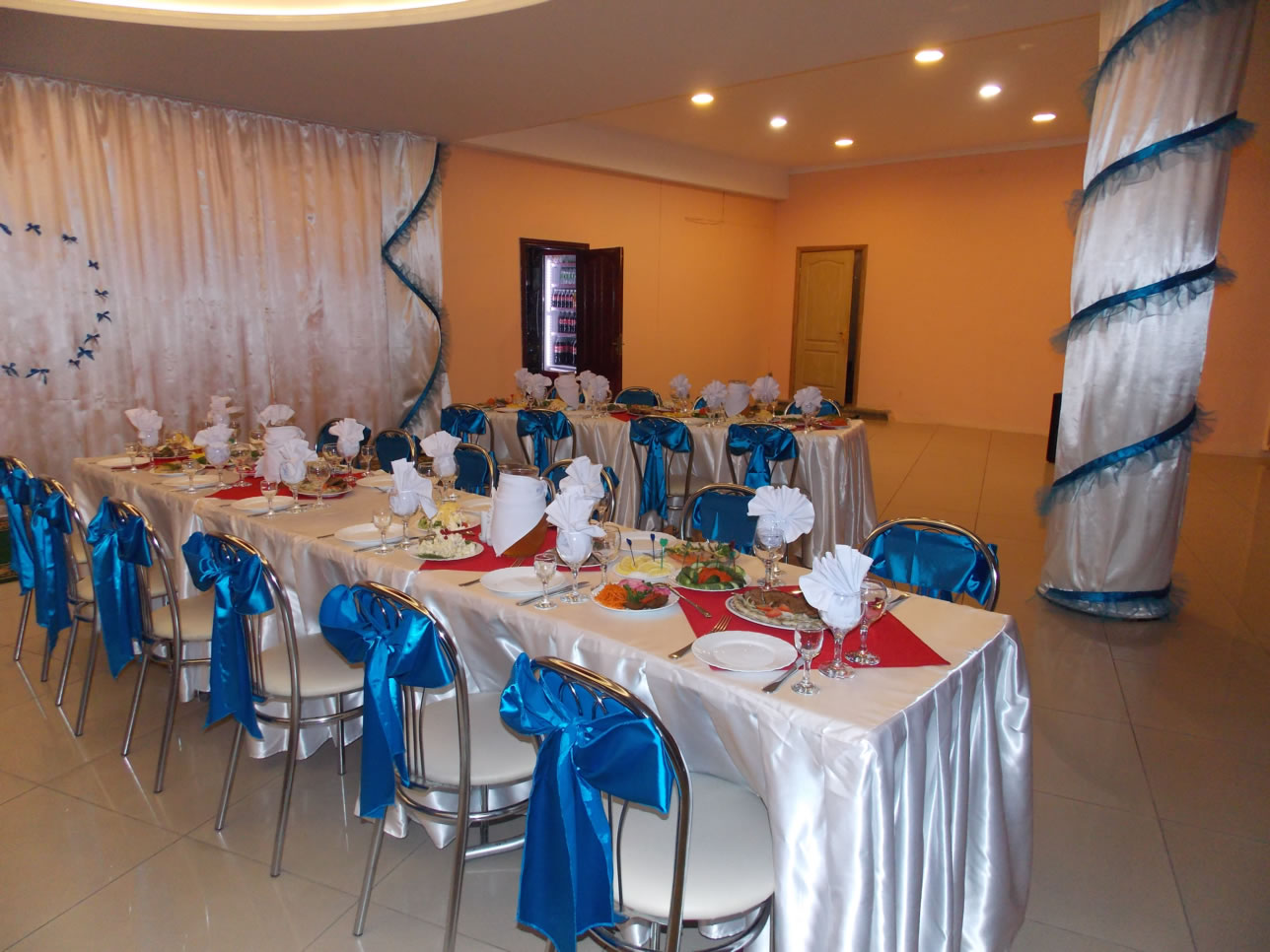 Banquet hall for 60 persons