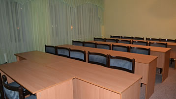 All the conditions for holding seminars, congresses, show  programs, press conferences, seminars, training