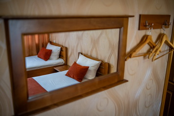 Twin superior room