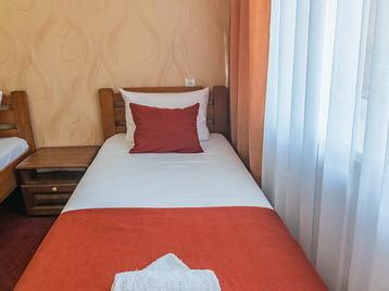 Twin superior room